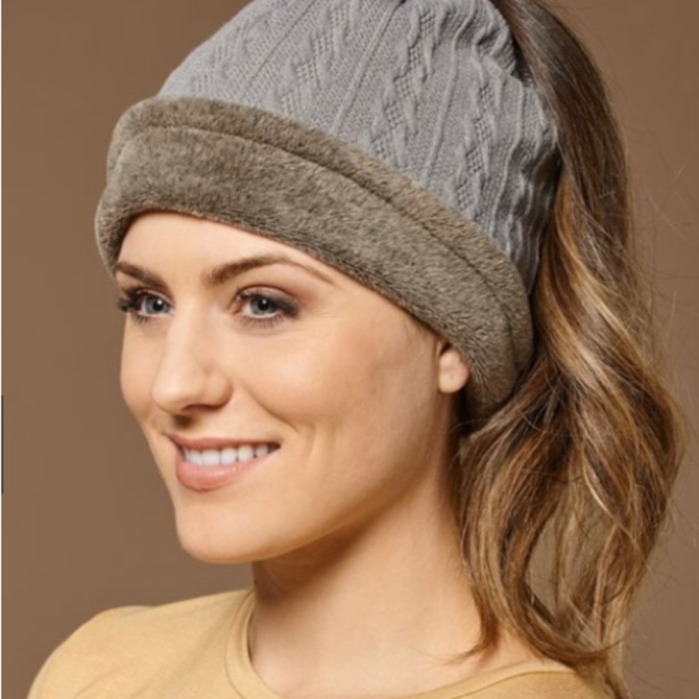 COCO + CARMEN HAT ETC. - Picture 7 of 7